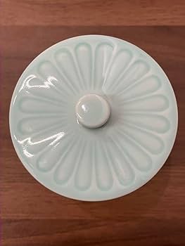 真葛香山作　青磁釉　菊花形供蓋付 真葛香山作 青磁釉 菊花形供蓋付